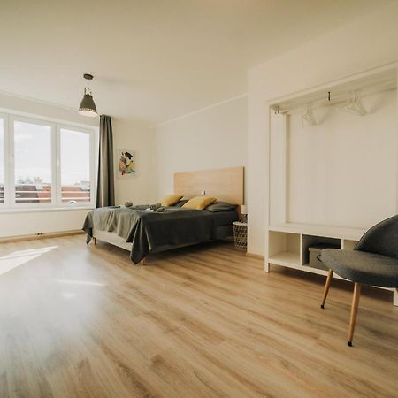 New Equipped Apartment In The City Center Plzeň Exteriör bild