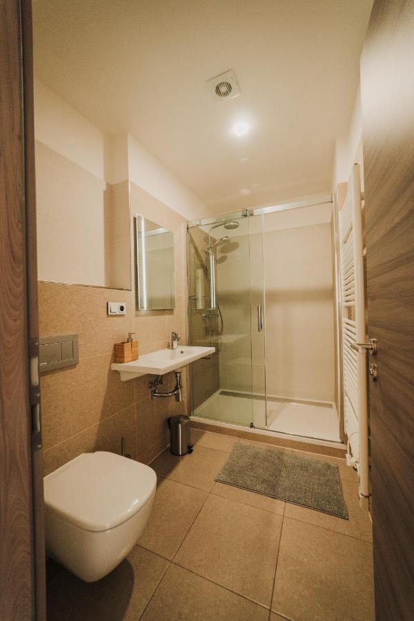 New Equipped Apartment In The City Center Plzeň Exteriör bild