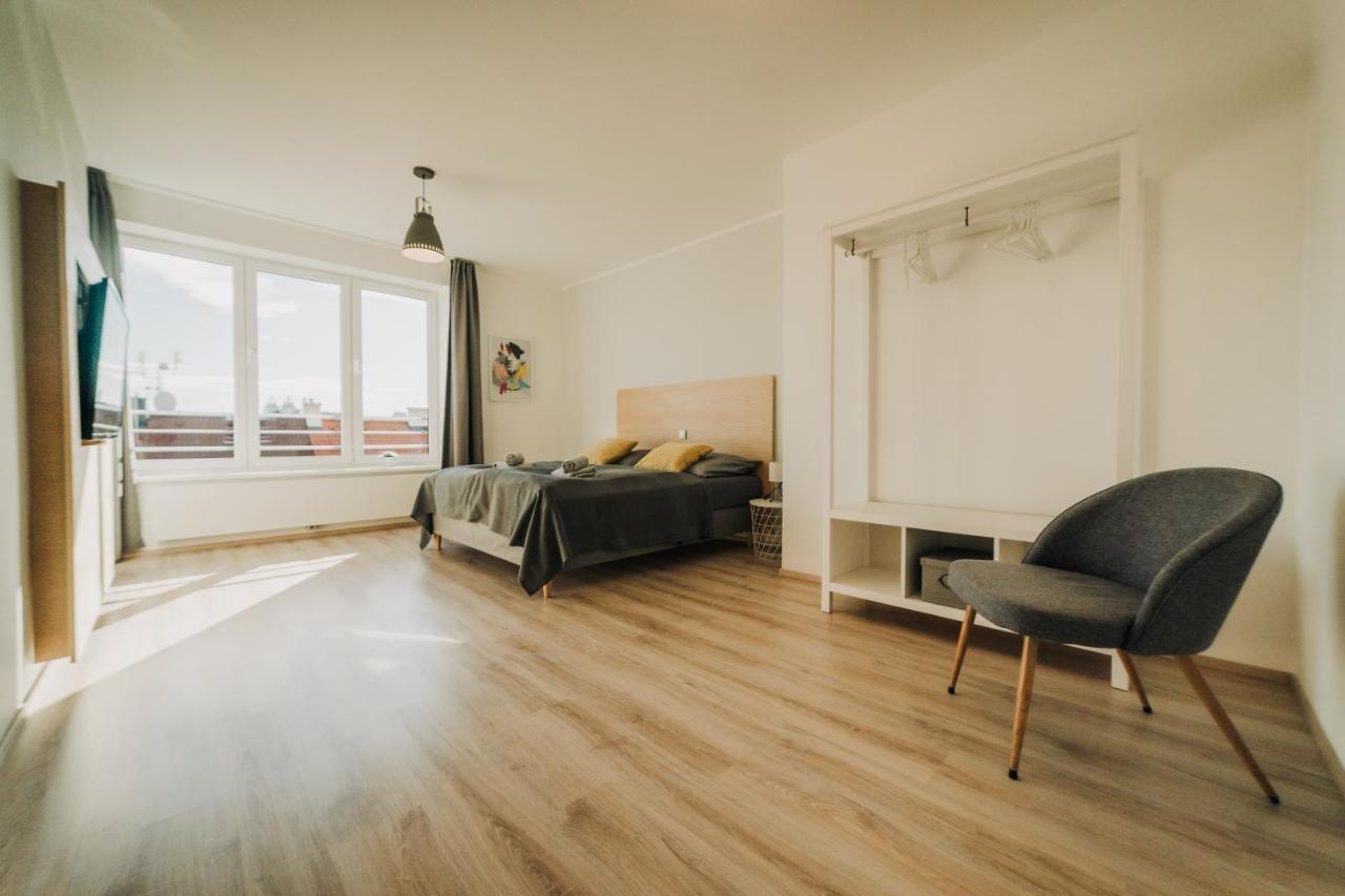 New Equipped Apartment In The City Center Plzeň Exteriör bild