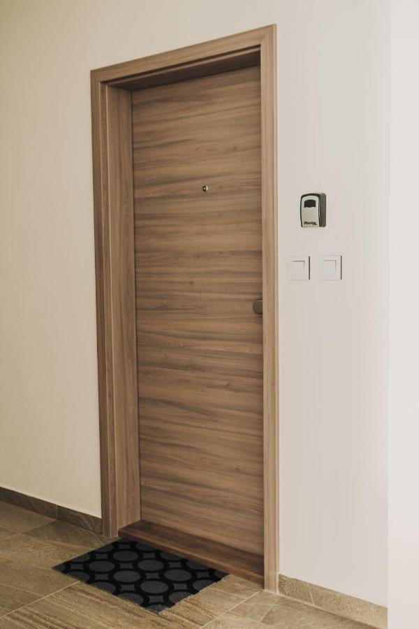New Equipped Apartment In The City Center Plzeň Exteriör bild